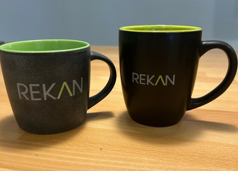 Image for the Tweet beginning: Out with the old and